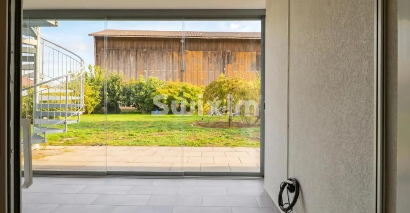 2-bedroom PMR apartment with veranda, 24 m² terrace and garden - Photo 1 of 9
