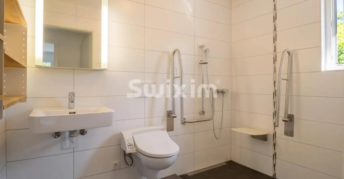 2-bedroom PMR apartment with veranda, 24 m² terrace and garden - Photo 7 of 9