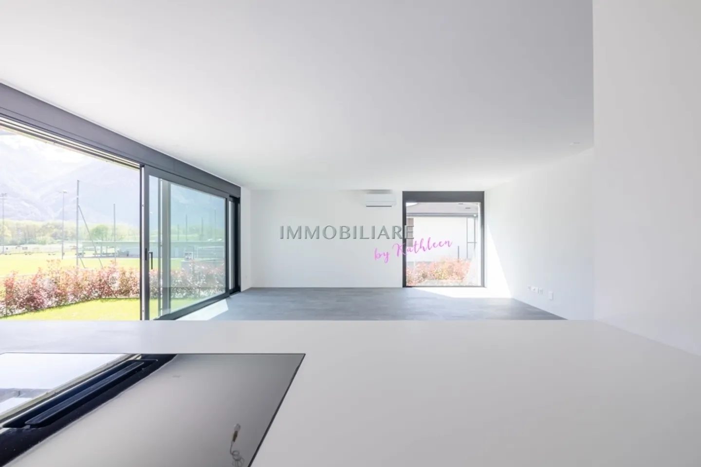 Casa unifamiliare con piscina, posizione soleggiata e tranquilla - Foto 4 di 13