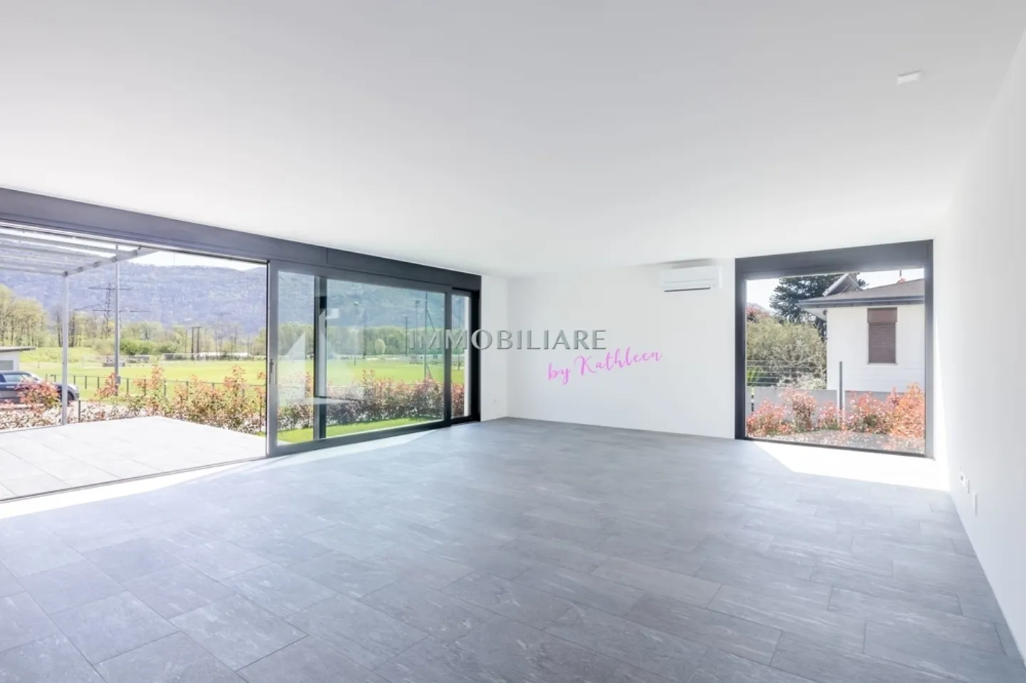 Casa unifamiliare con piscina, posizione soleggiata e tranquilla - Foto 5 di 13