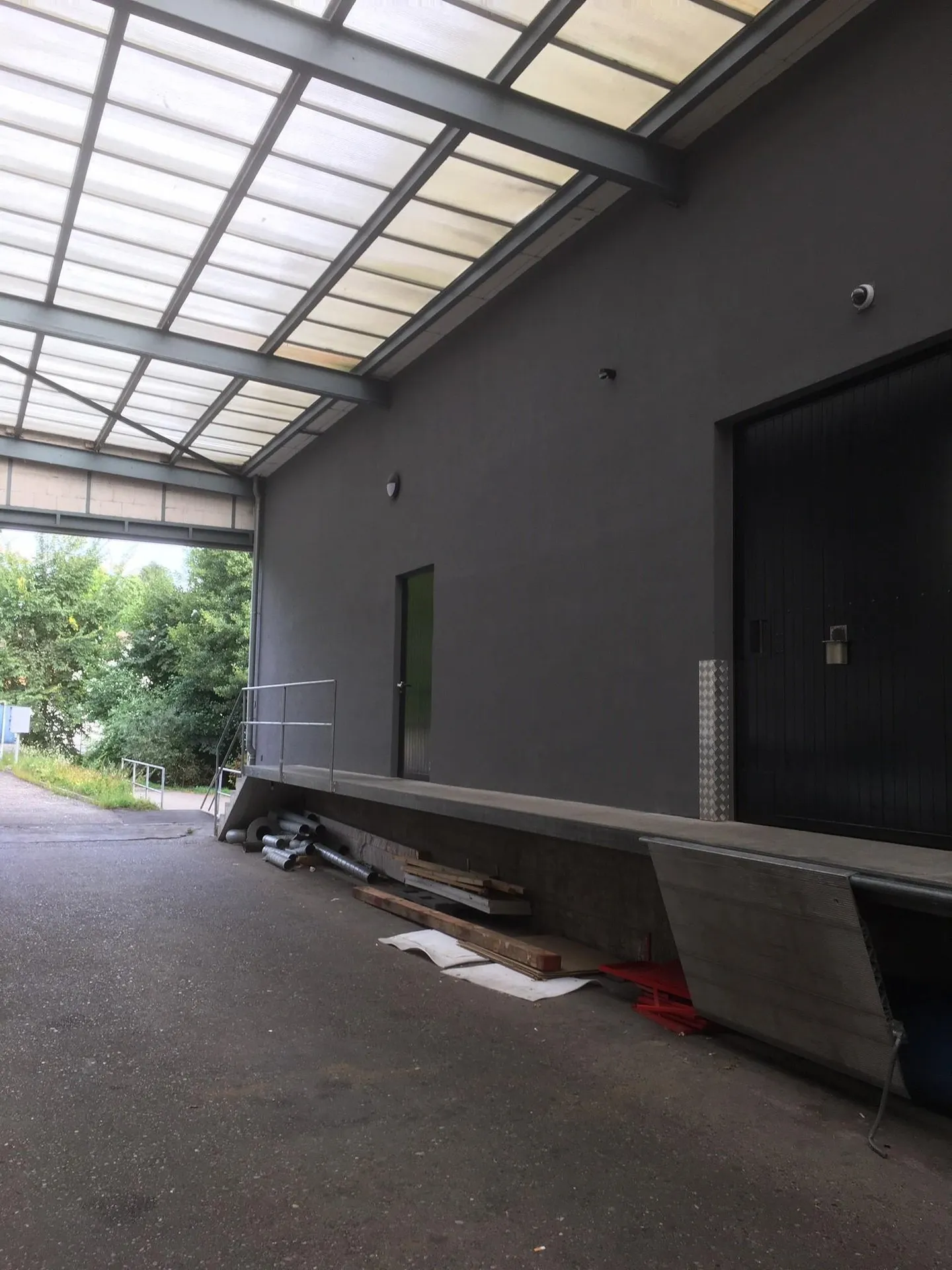 Espace commercial / de stockage (33 m²) dans la zone industrielle de Grossacher - Photo 5 sur 6