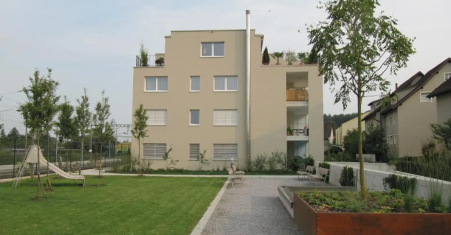 Modernes Apartment mit Balkon - Foto 2 von 7
