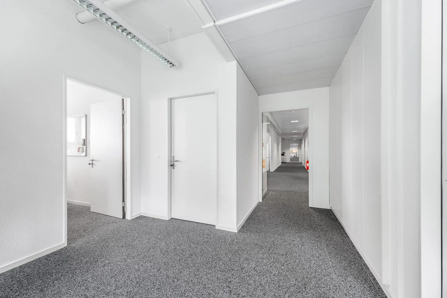 Your new location in the center of Winterthur - Photo 6 of 10