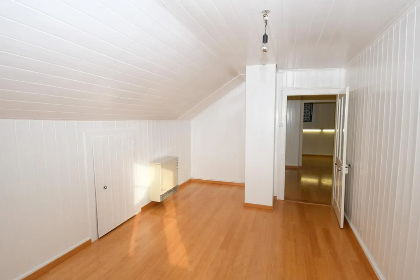 Cozy 3.5-room attic apartment - Photo 6 of 10