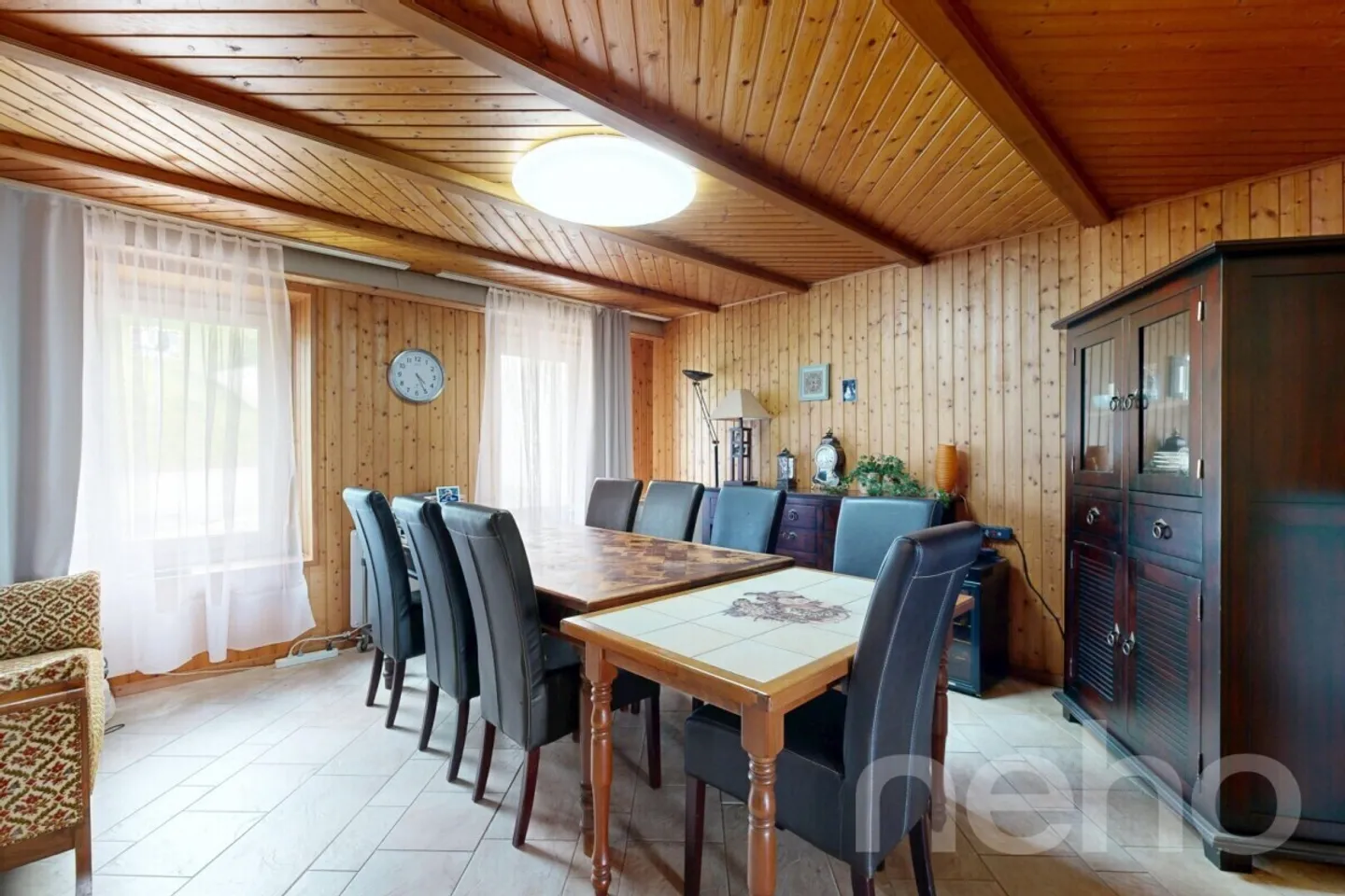 Charming detached house - Photo 8 of 13