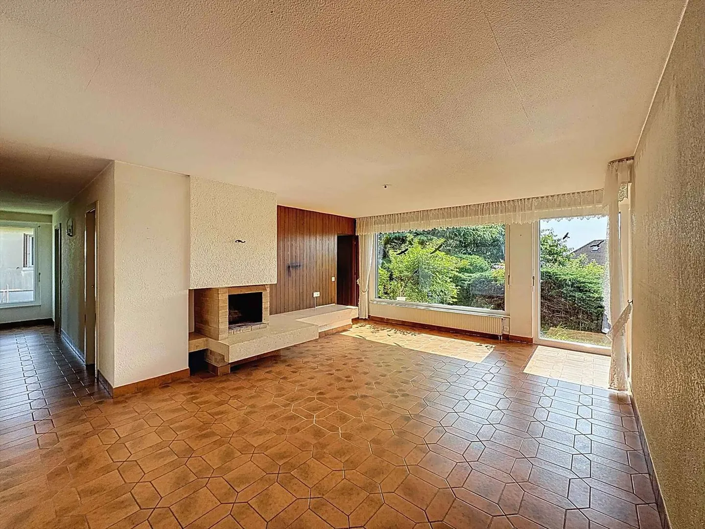 Detached house in the heart of Boudry - Photo 2 of 12