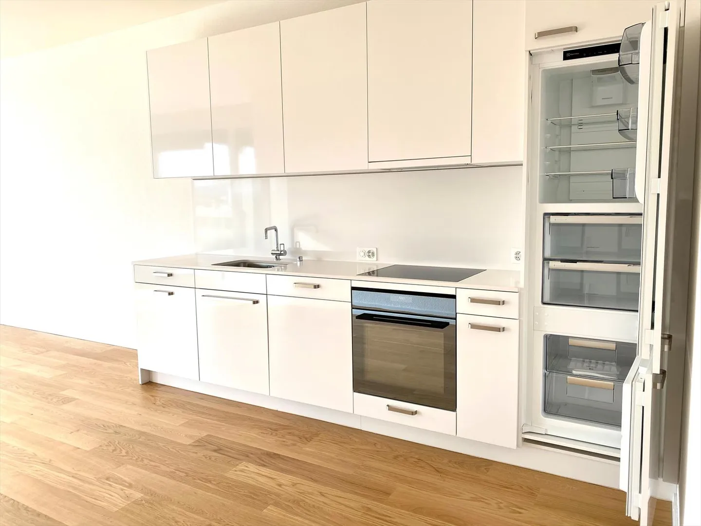 Apartment for rent - Photo 1 of 9