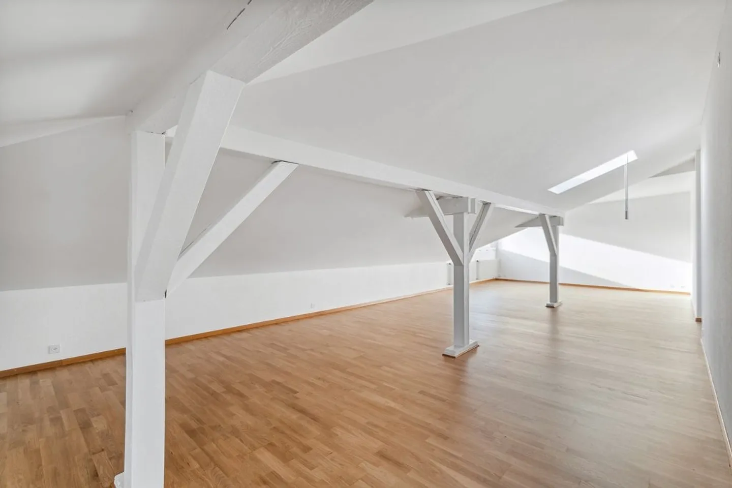 Charmant appartement 2.5 pièces - Photo 2 sur 10
