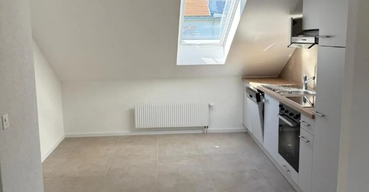 4-Zimmer-Wohnung im 3. Stock - Foto 1 von 6