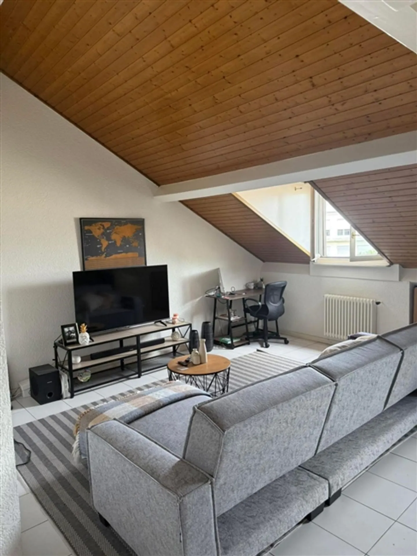 charmante 3-Zimmer-Wohnung im Dachgeschoss - Foto 1 von 4