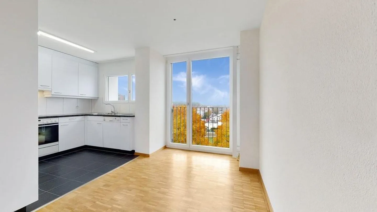 Light, tranquility and quality of living - your new home awaits - Photo 4 of 12