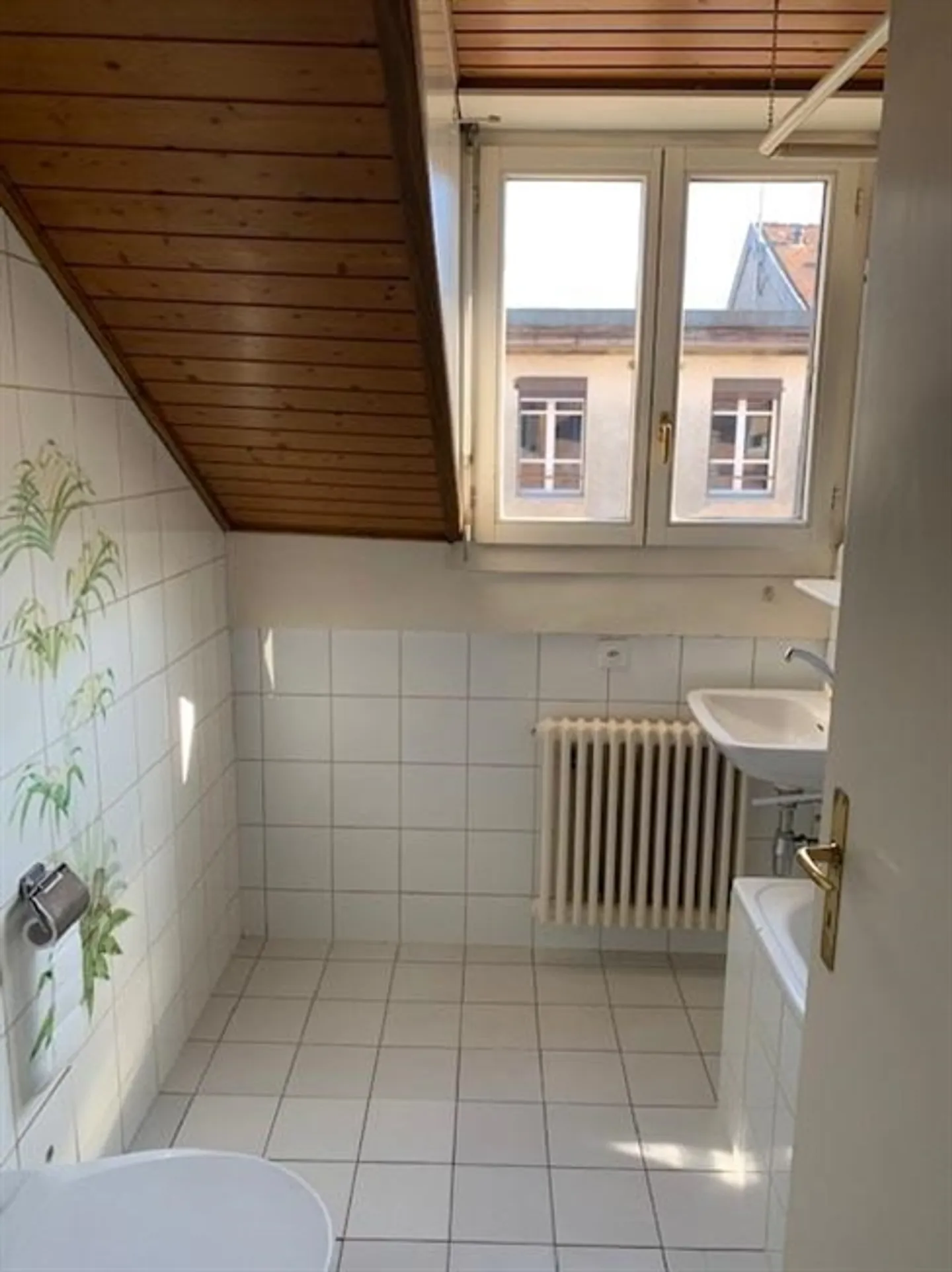 charmante 3-Zimmer-Wohnung im Dachgeschoss - Foto 4 von 4