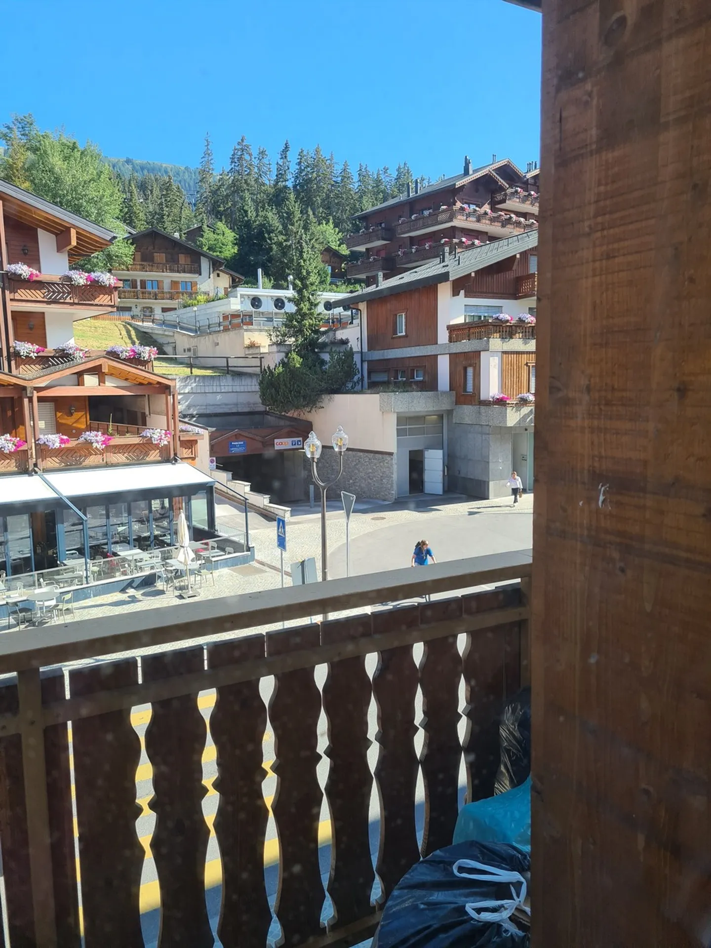 Renovated Apartment in Crans - Photo 13 of 16