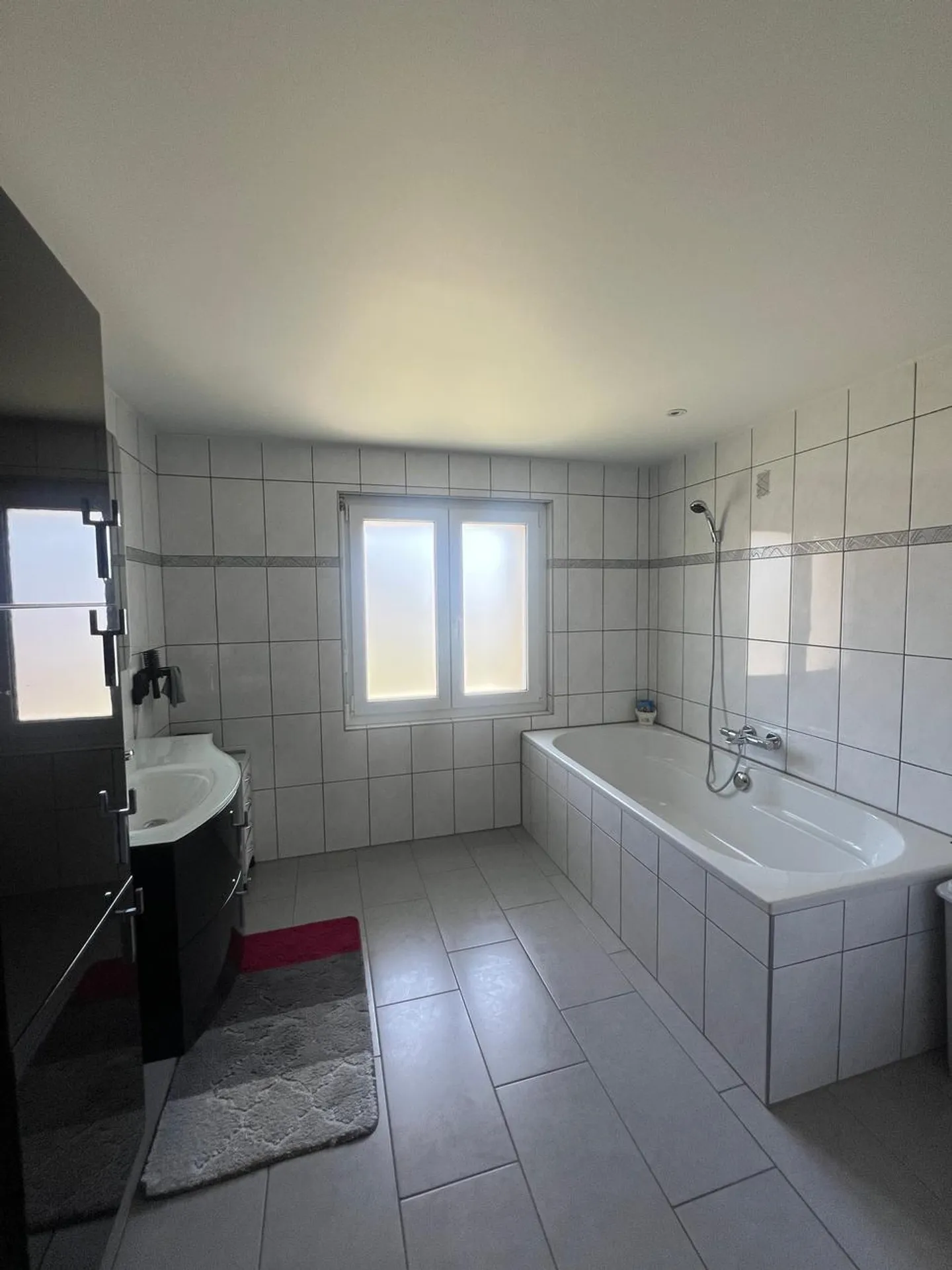 Charmantes renoviertes Einfamilienhaus mit großem Potenzial - Chénens - Foto 6 von 8