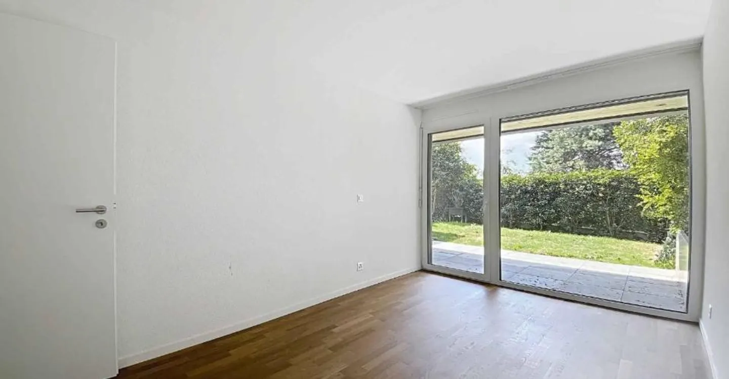 2.5 rooms with terrace and garden - Grangette 51 G - Photo 4 of 6