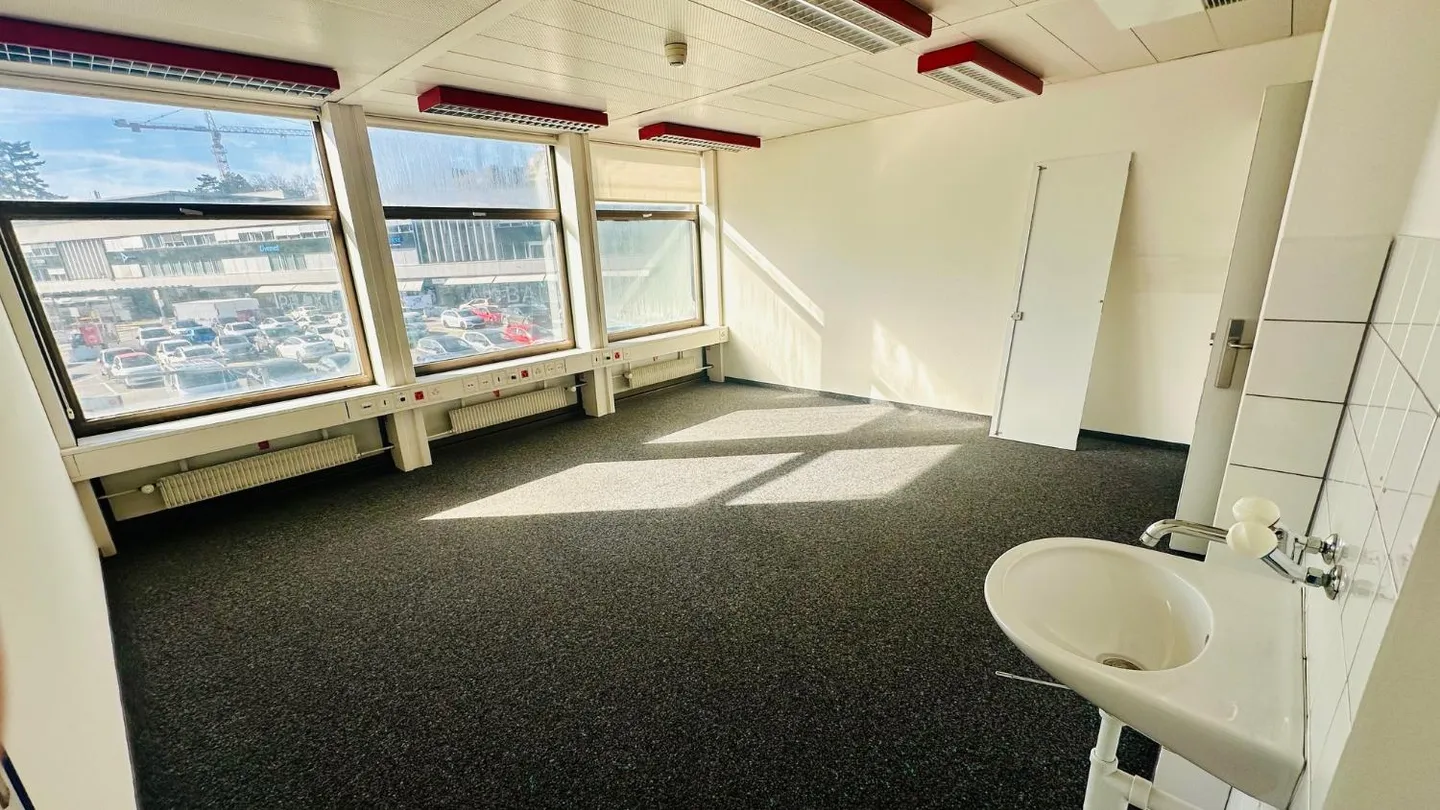 Votre bureau à la gare de Berne - Photo 2 sur 4