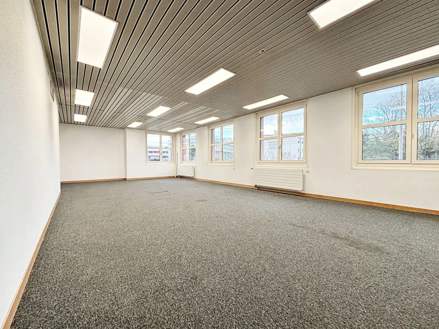 Magnifique surface de bureau au centre de Nyon - Photo 5 sur 12