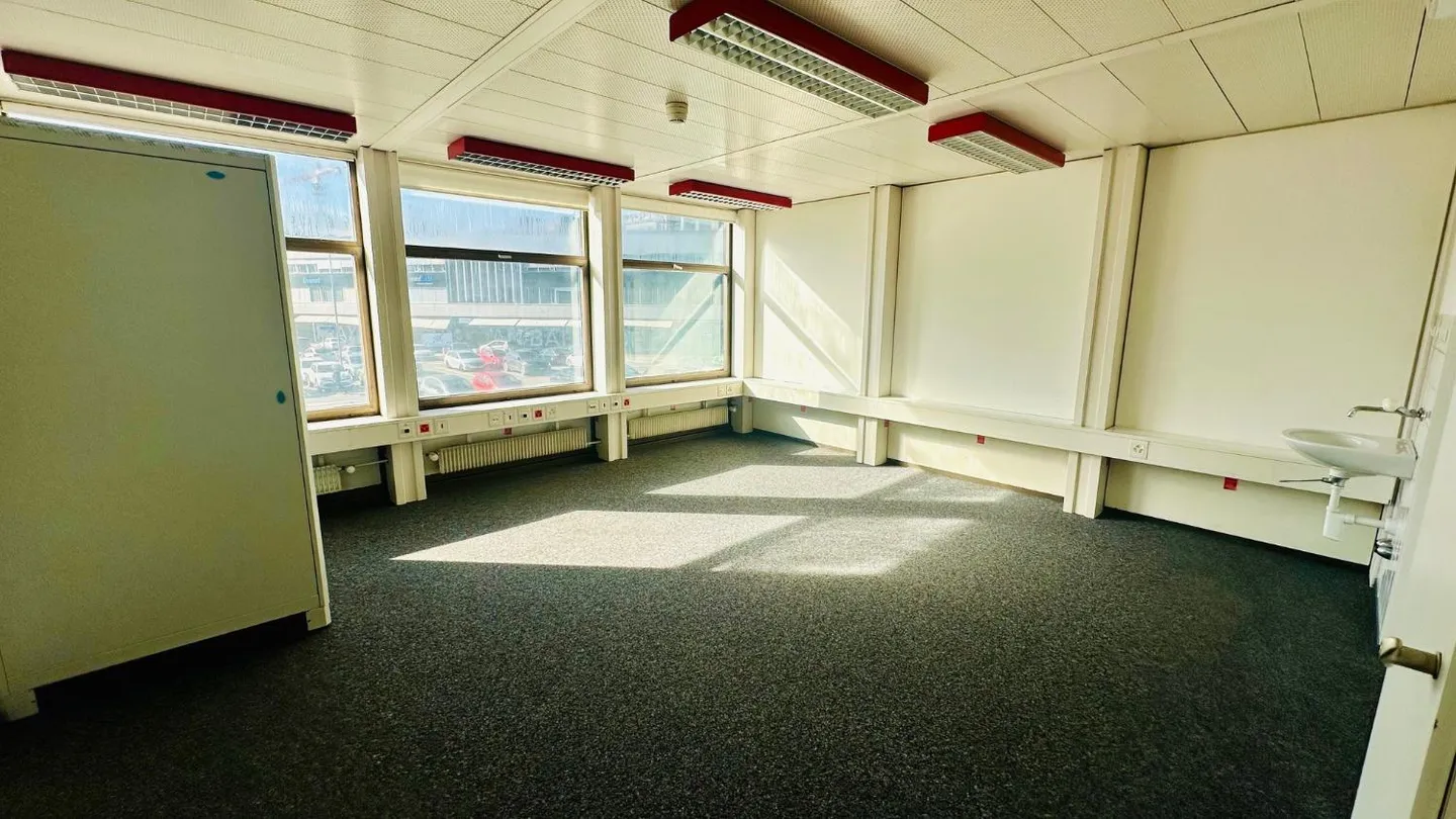 Votre bureau à la gare de Berne - Photo 3 sur 4