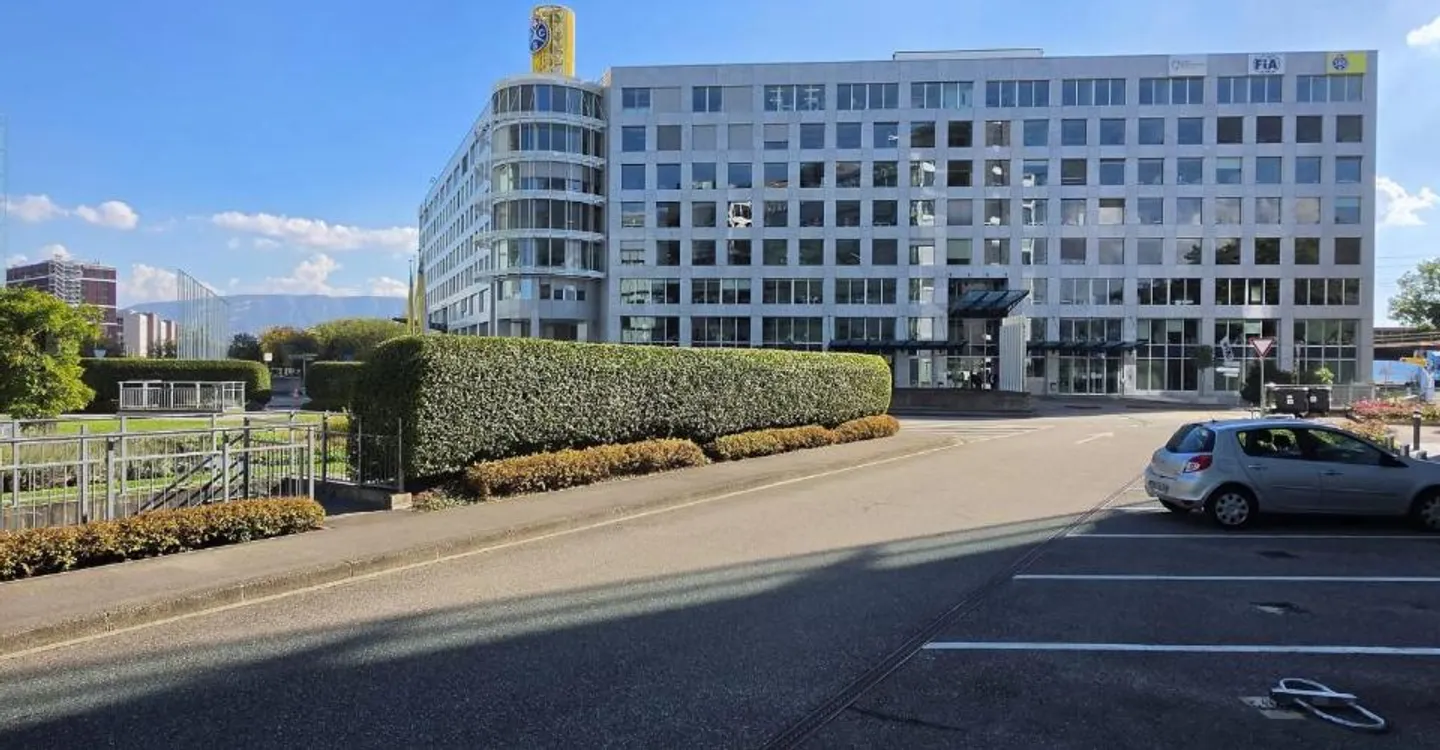 BÜROS AUSGESTATTET IM HOHEN STOCK? BLANDONNET - Foto 1 von 5