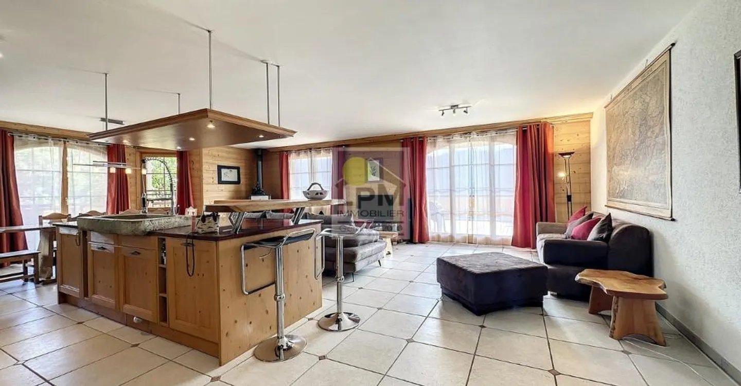 Exclusive! High-Standing Apartment 3.5 Rooms of 123 m2 - Photo 3 of 12