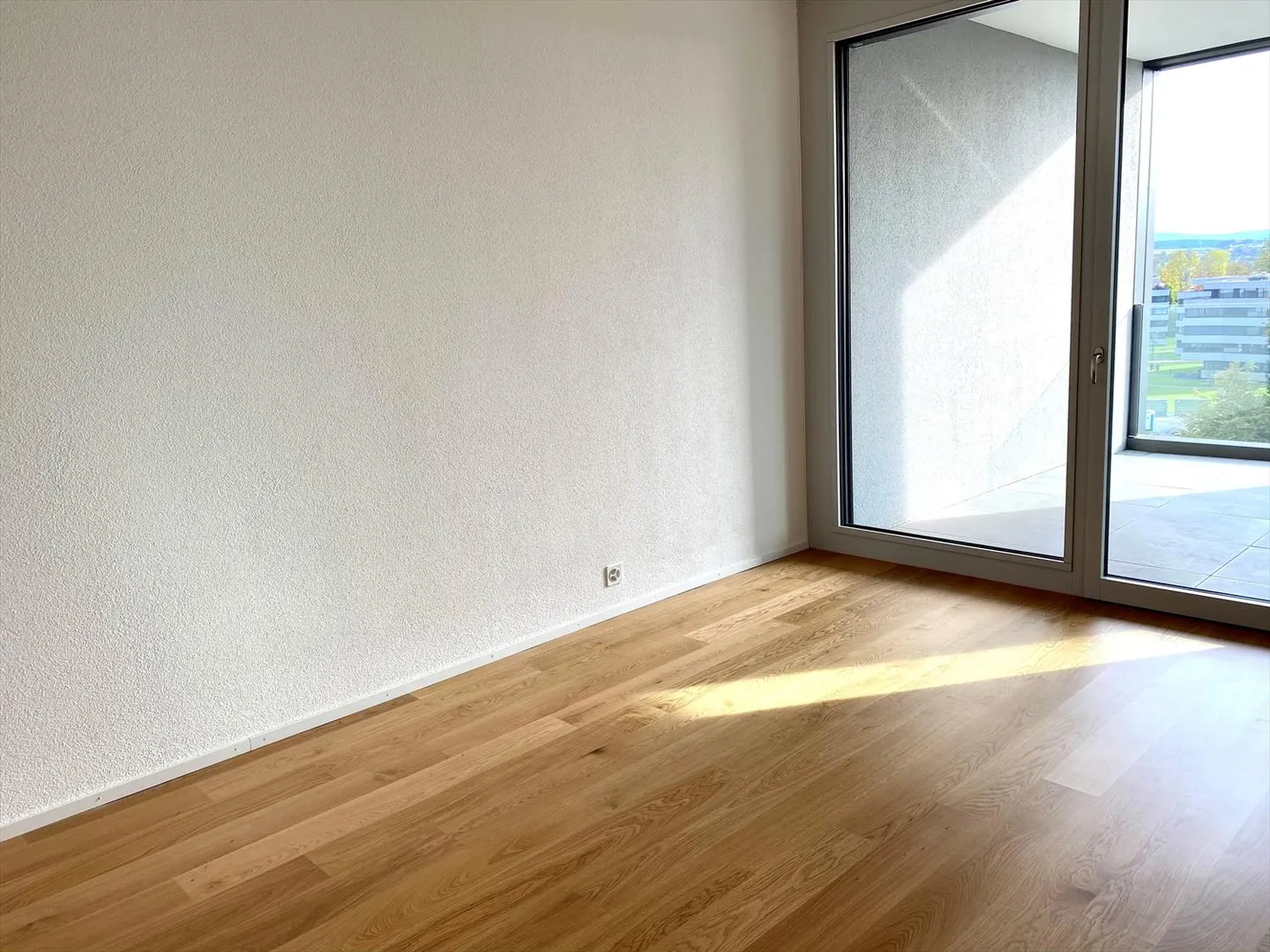 Apartment for rent - Photo 6 of 9