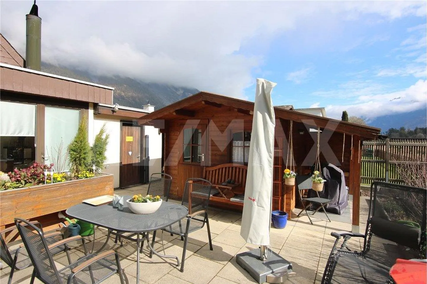 Charmante maison individuelle de 5 ½ pièces avec jardin idyllique dans un endroit calme - Photo 3 sur 4