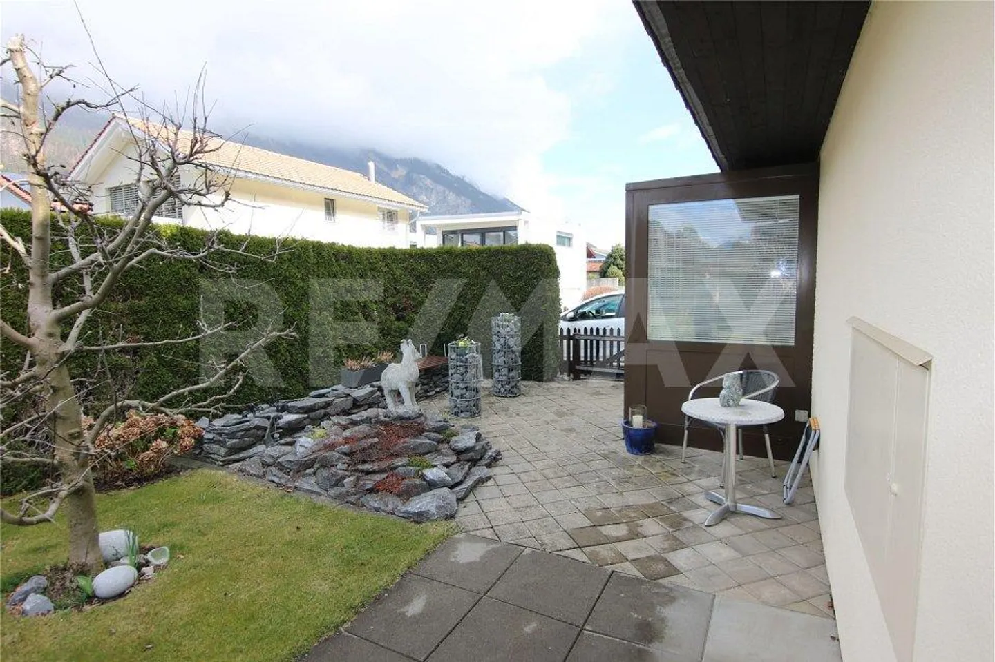 Charmante maison individuelle de 5 ½ pièces avec jardin idyllique dans un endroit calme - Photo 4 sur 4