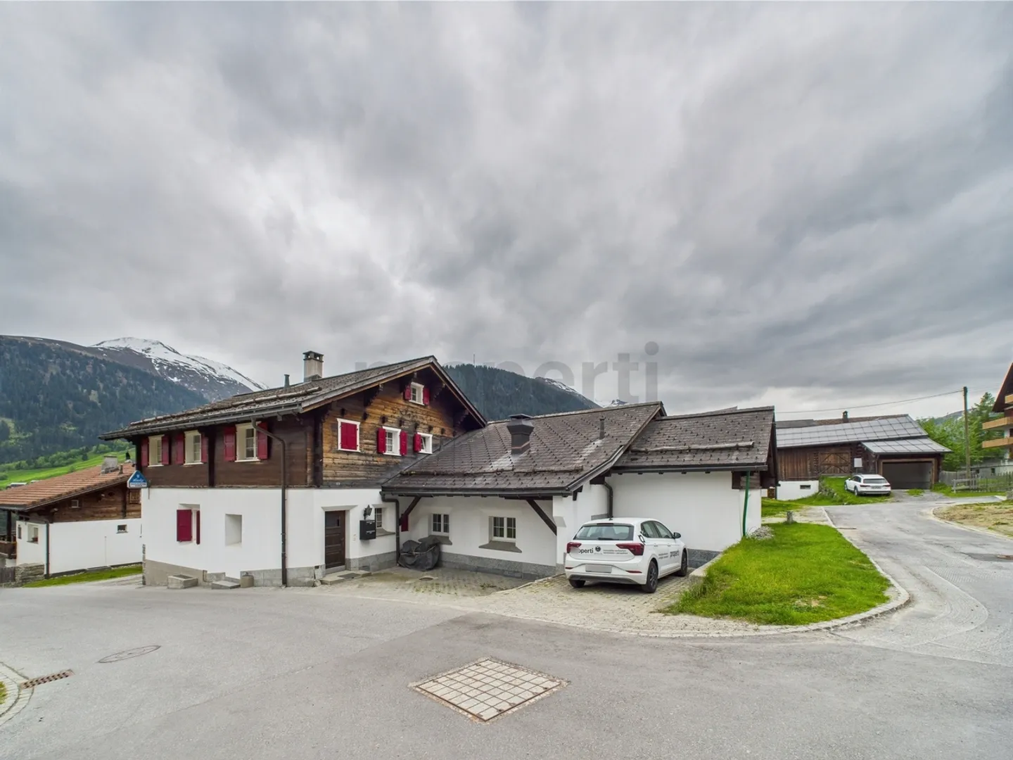 Charming 4-room apartment in Sedrun, Canton GR - Photo 12 of 13