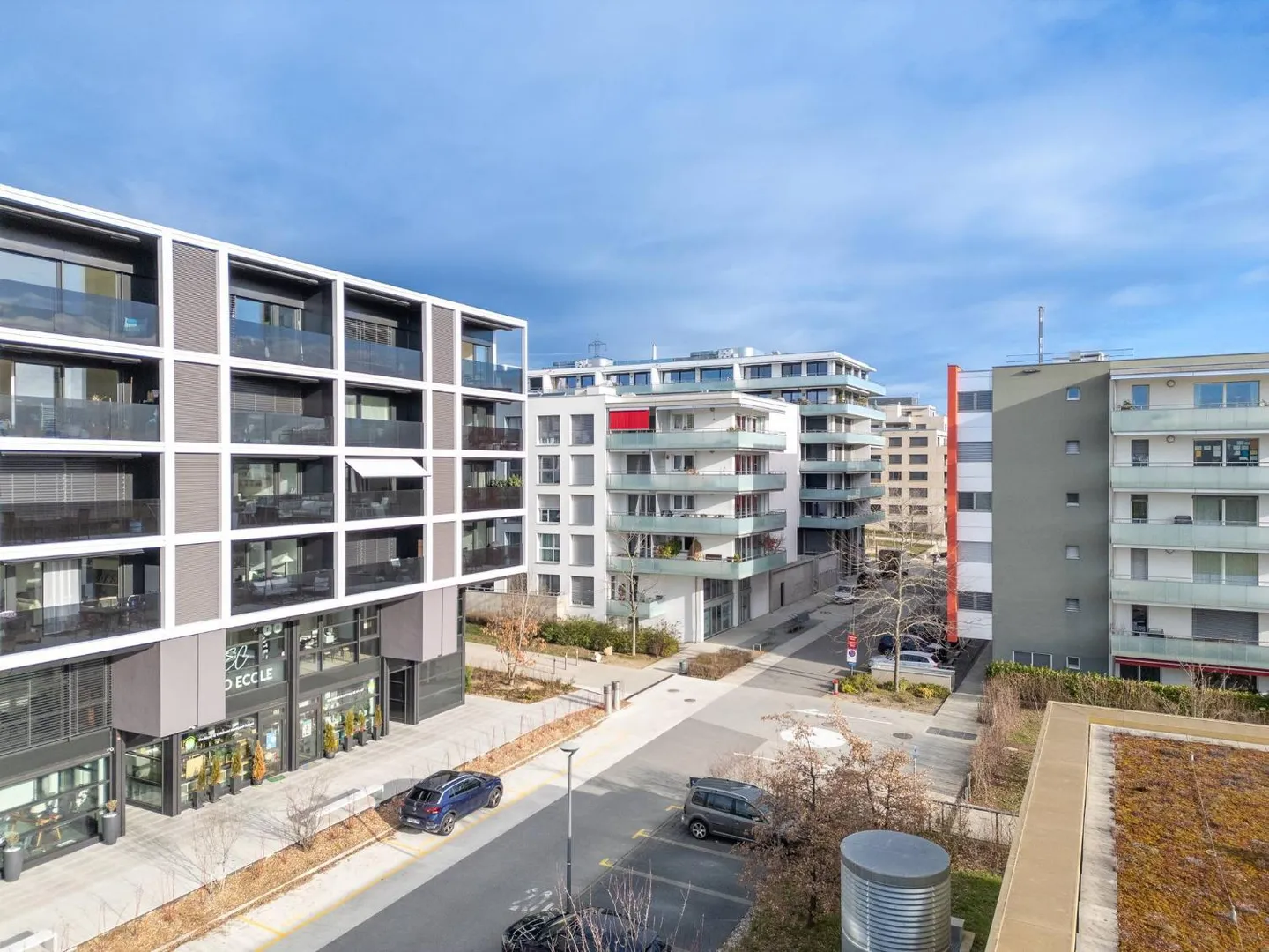 Geräumiger Arkadengeschäft - Foto 3 von 8