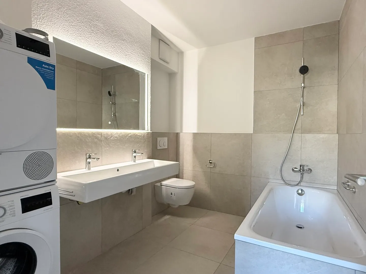 Appartamento ristrutturato a Horgen - Foto 8 di 10