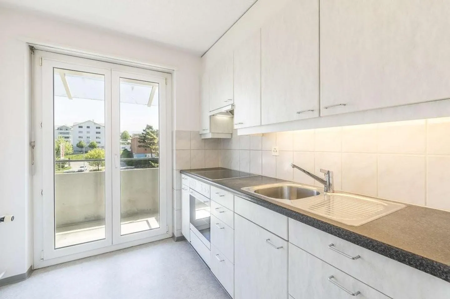 Prossima fermata la mia casa! - Foto 1 di 5