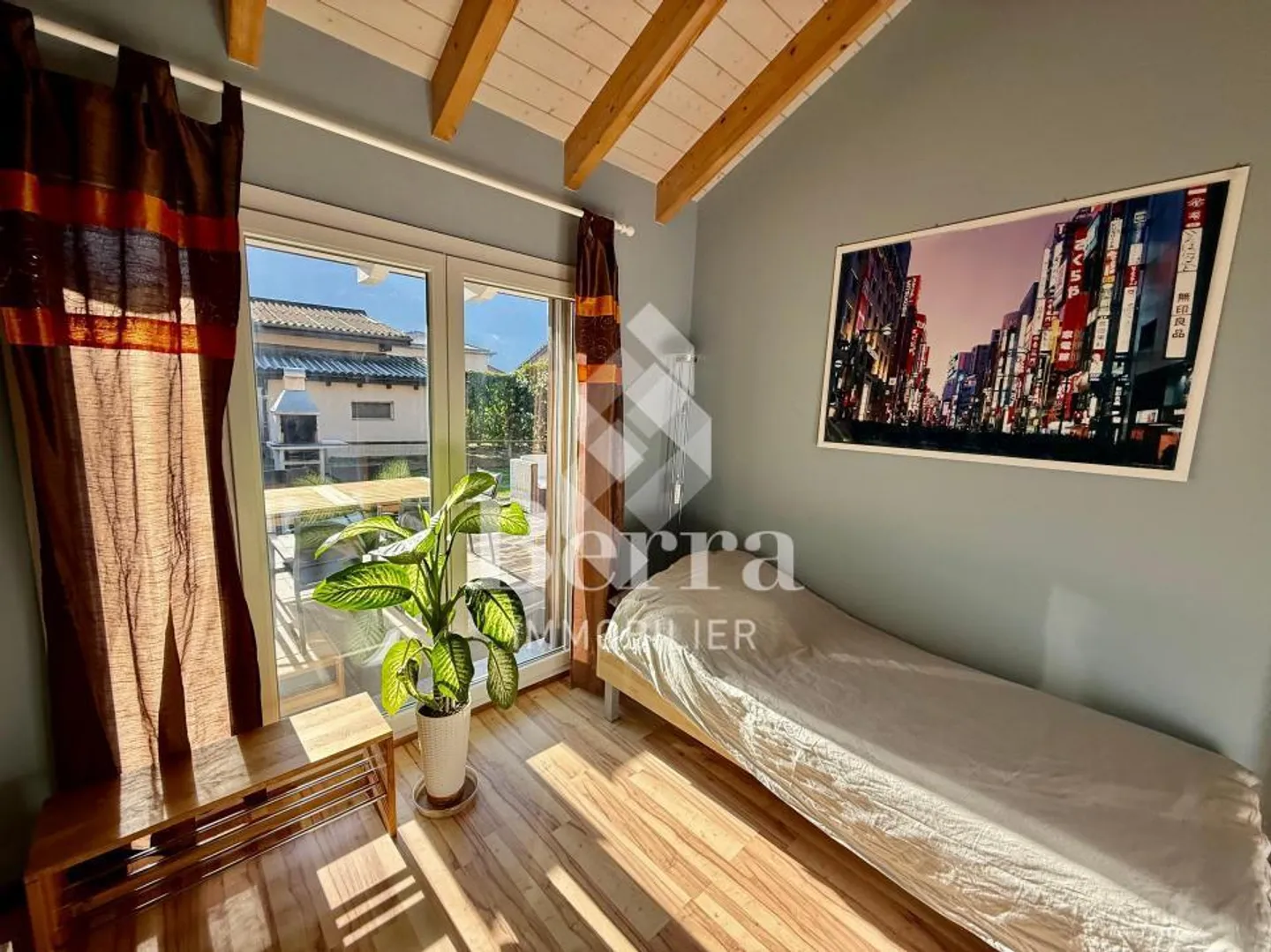 Charming and Warm Single-Storey Villa - Photo 6 of 13