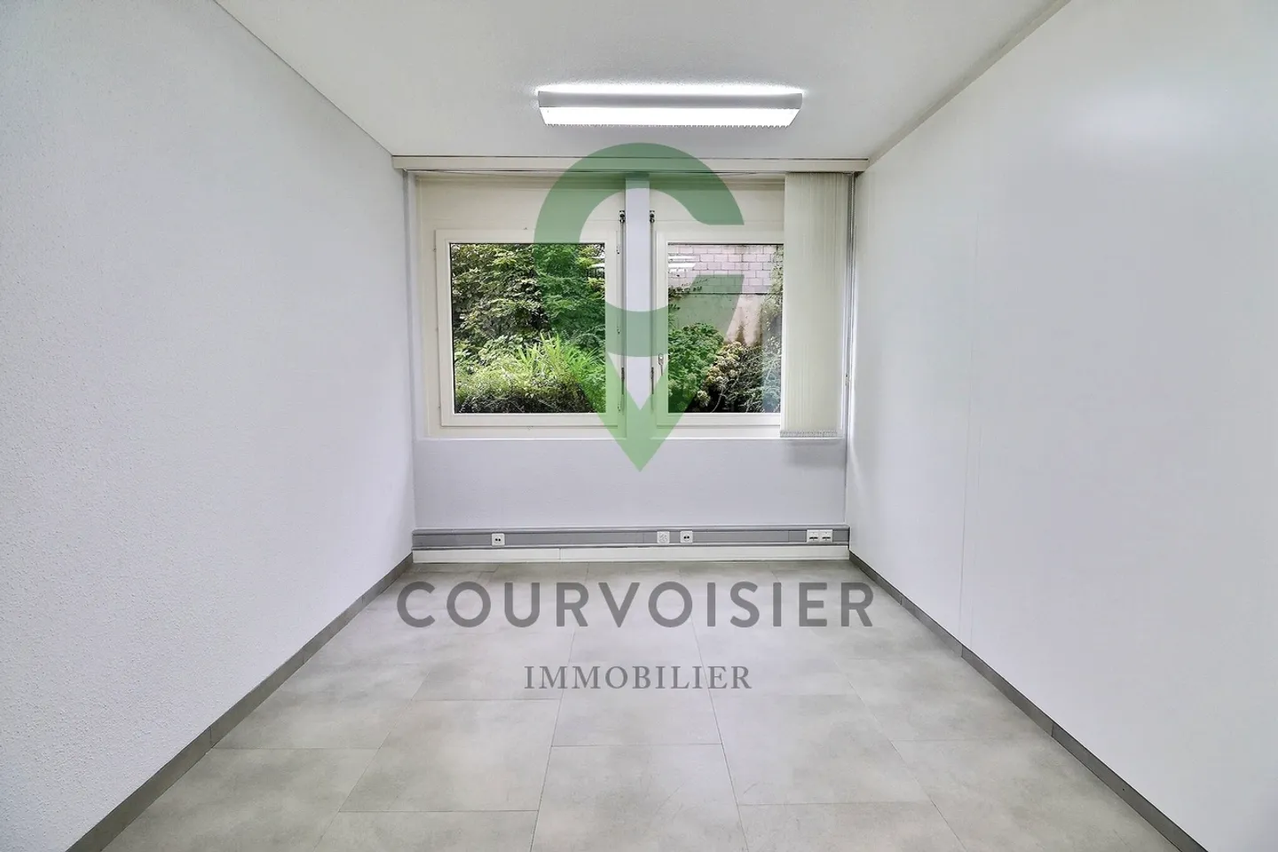 Locaux commerciaux modulables avec plusieurs salles et entrée privée - Photo 6 sur 10