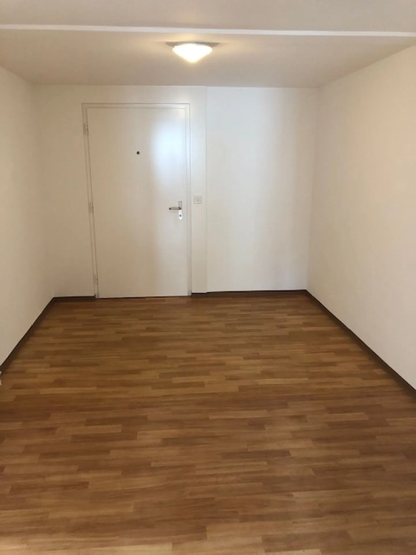 Tra il battito della città e la calma della domenica. - Foto 9 di 10