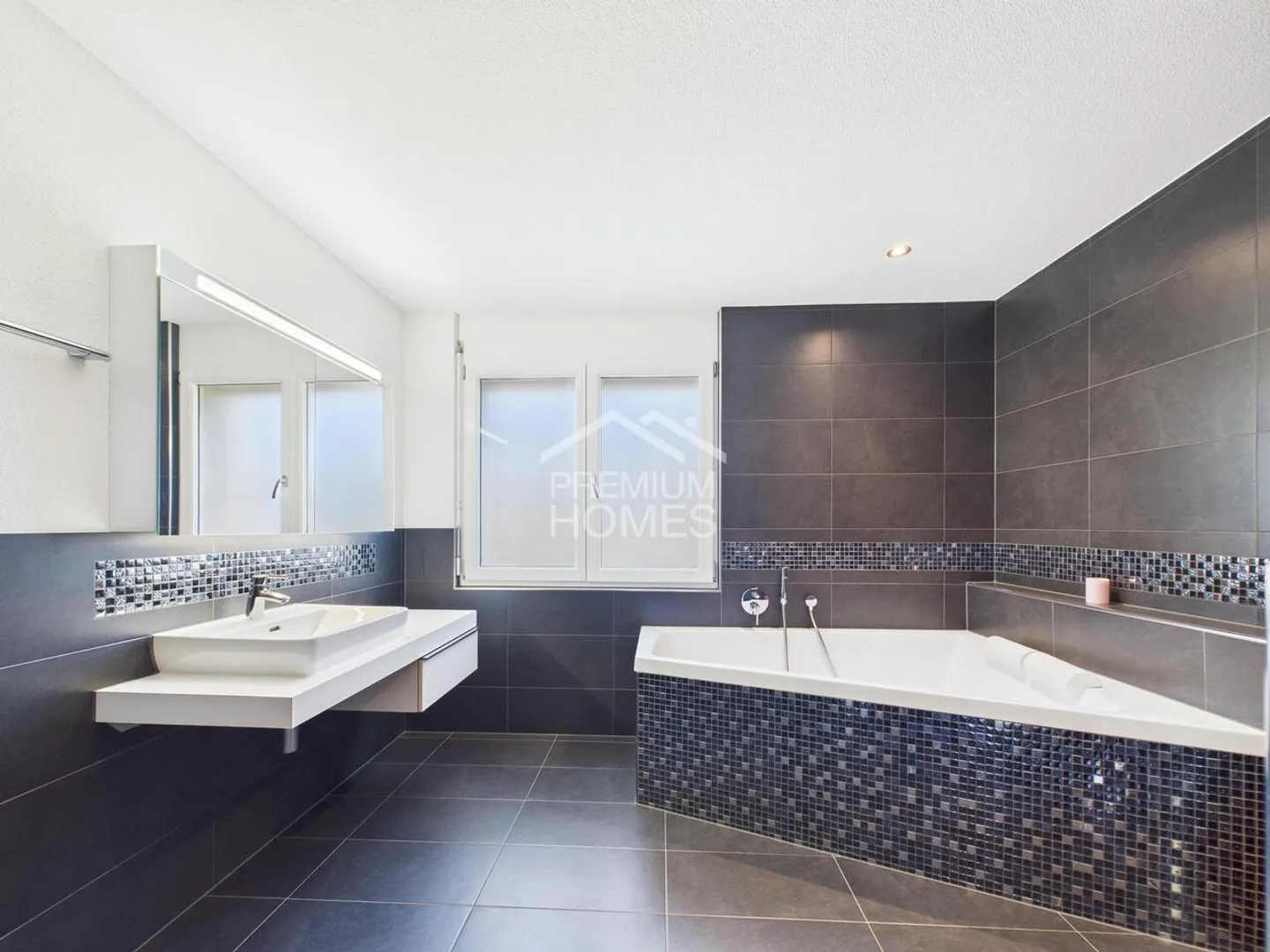 Appartement de jardin adapté aux personnes âgées dans le vert - Photo 4 sur 13