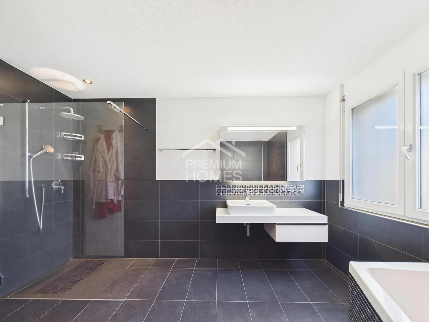 Appartement de jardin adapté aux personnes âgées dans le vert - Photo 5 sur 13