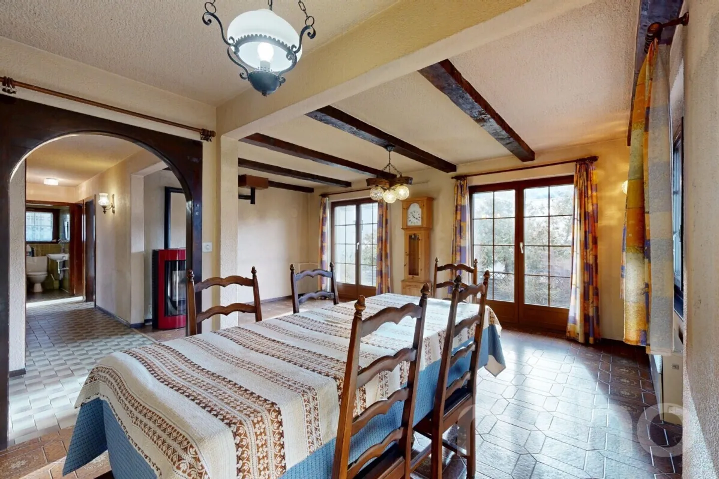 Haus mit großer Garage/Werkstatt und Garten - Foto 1 von 12