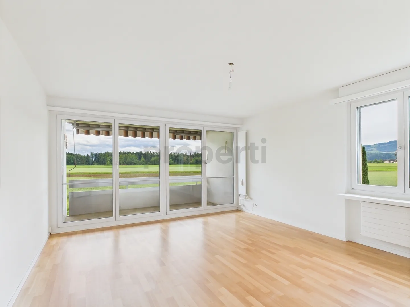 Wunderschöne 5-Zimmer-Wohnung in Uster, Kanton Zürich - Foto 1 von 12