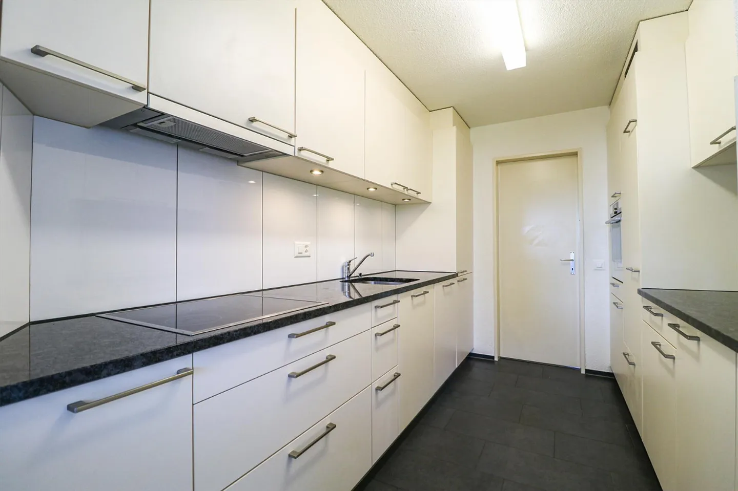 Appartamento attraente in una bella posizione - Foto 2 di 9