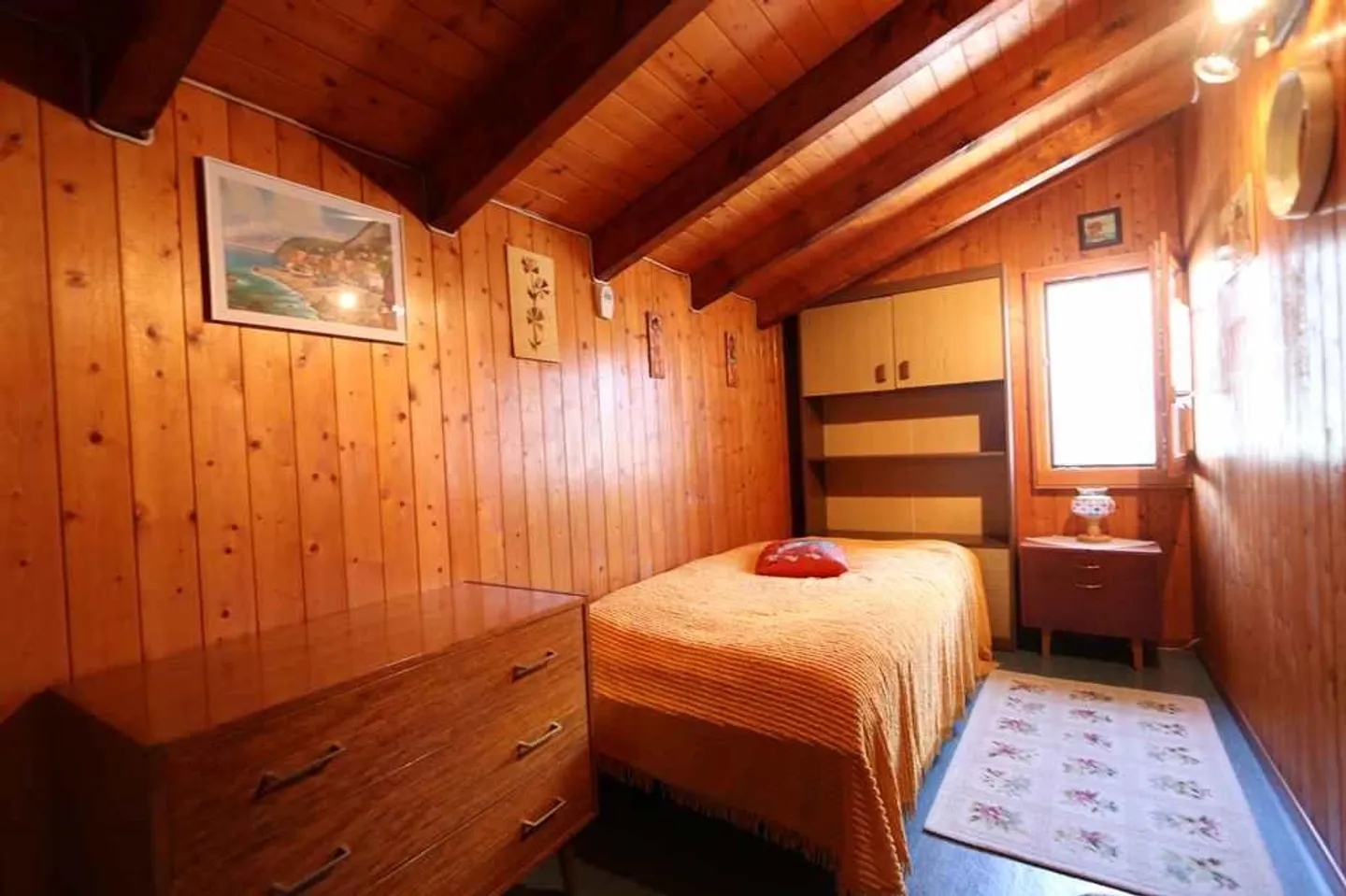 Chalet d'angle de 4 1/2 pièces avec balcon et coin jardin - Photo 10 sur 18