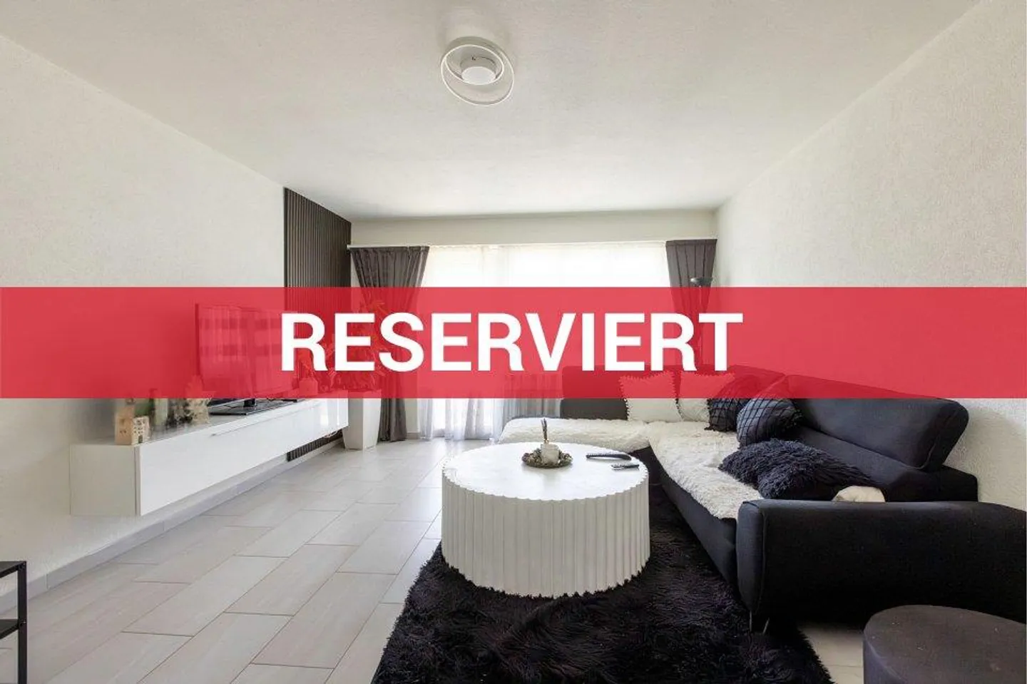 Attractive, well-kept 3.5-room apartment in a quiet location with a view in Brunnen SZ - Photo 1 of 1