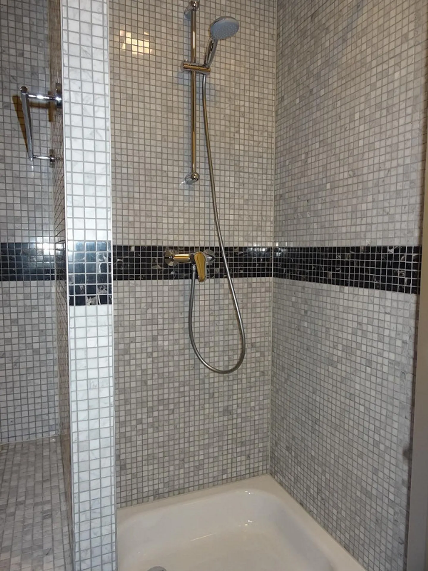 3.5 Room Apartment for Rent - Photo 7 of 10
