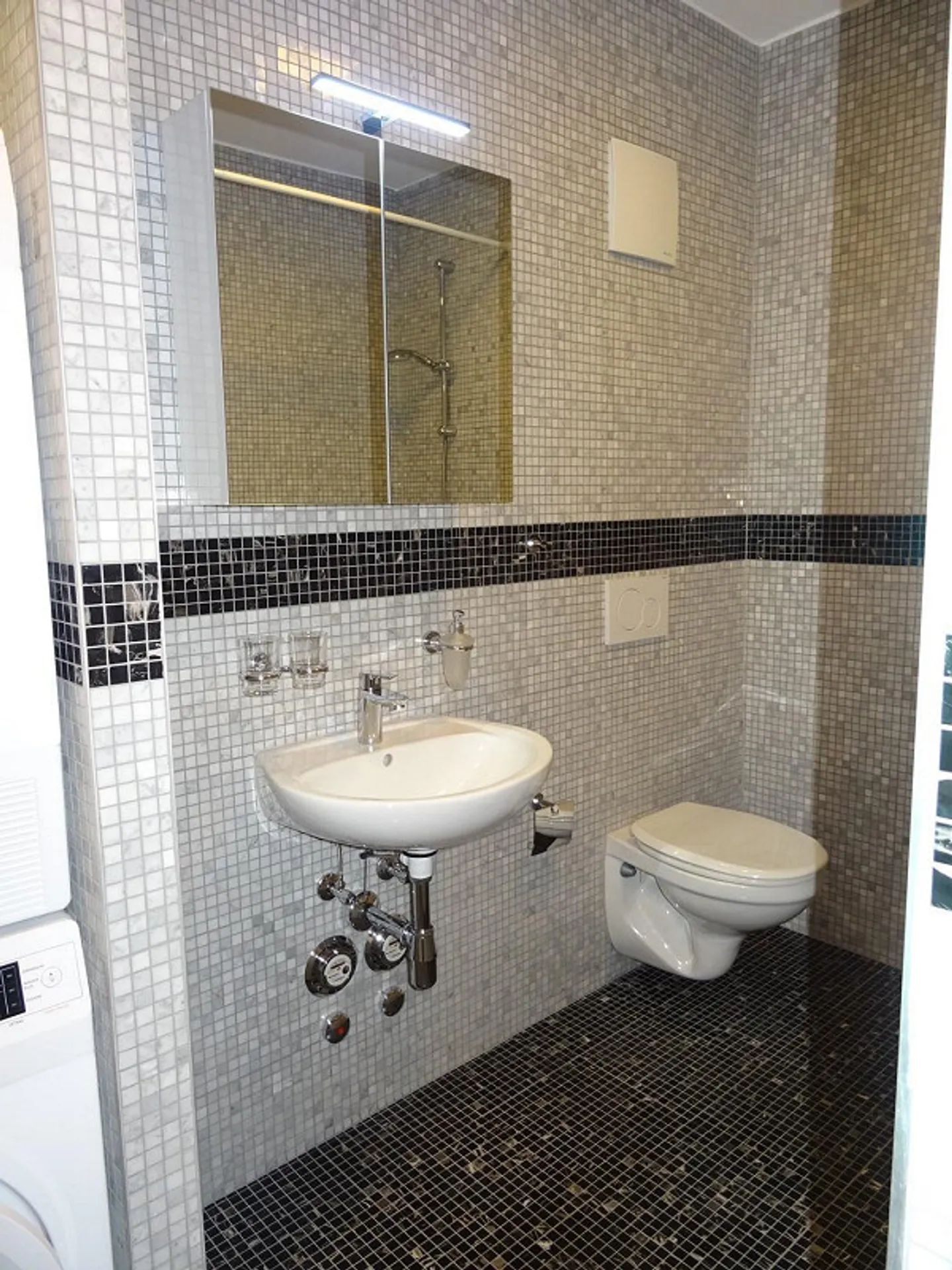 3.5 Room Apartment for Rent - Photo 9 of 10