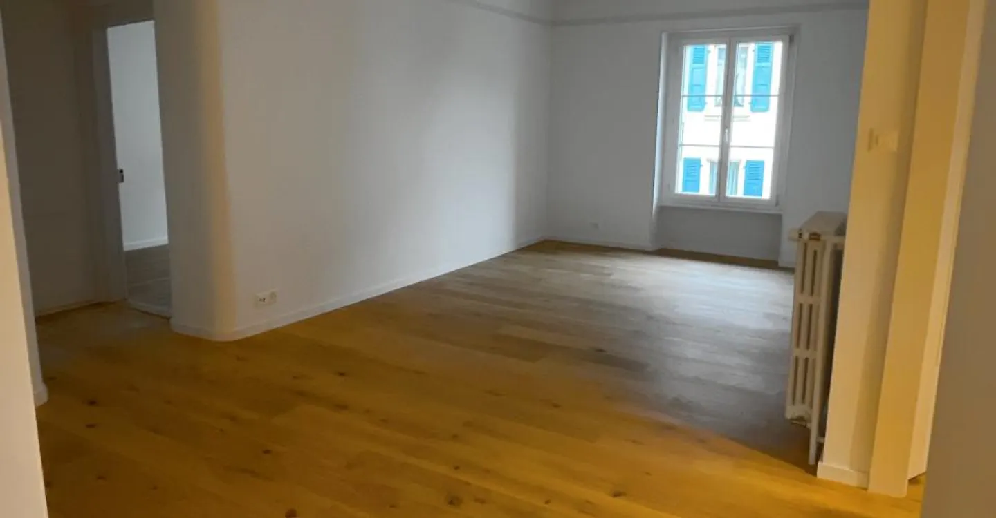 Charming 3-room renovated apartment with terrace in a peaceful environment - Photo 1 of 7
