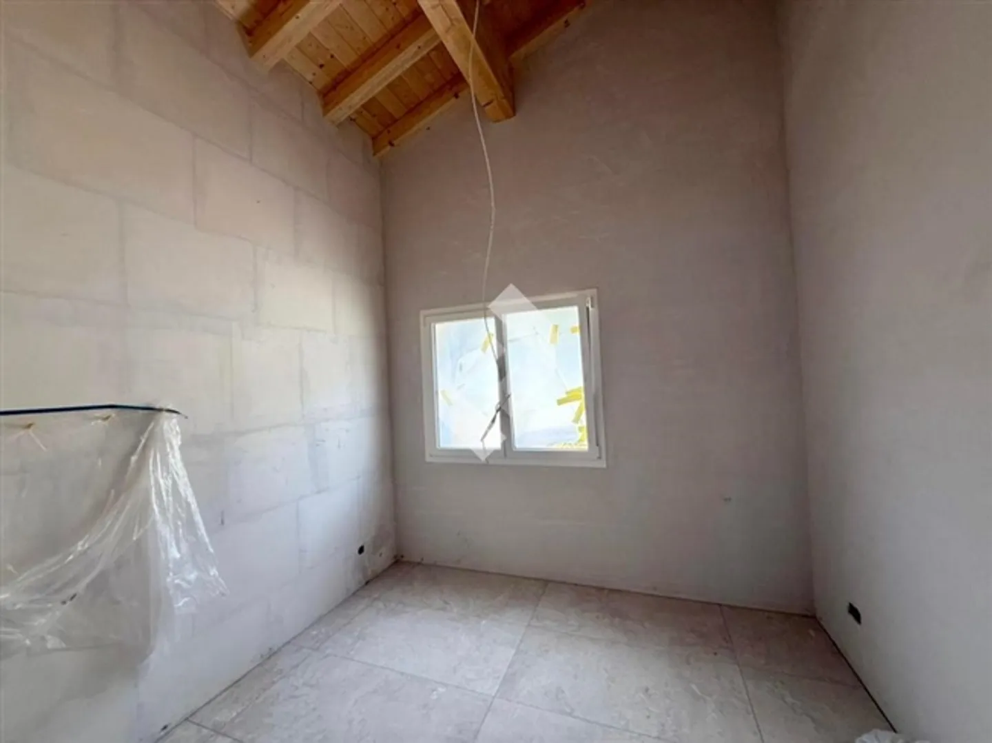 Small PSA in the Vineyards, Attic under the Roof - Photo 12 of 13