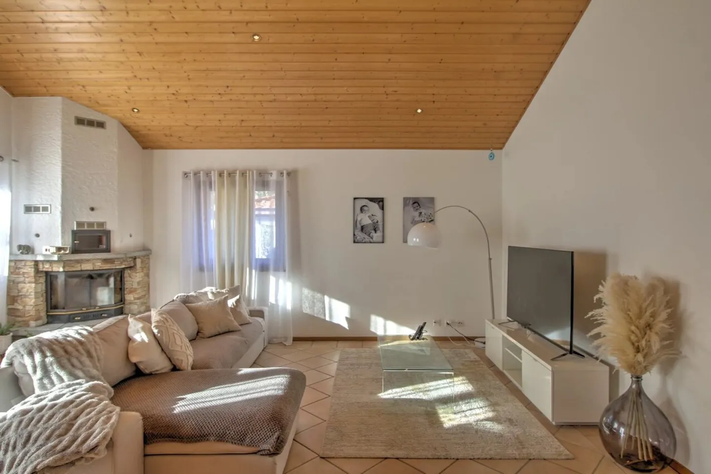 Villa unifamiliare su un piano - Foto 4 di 13