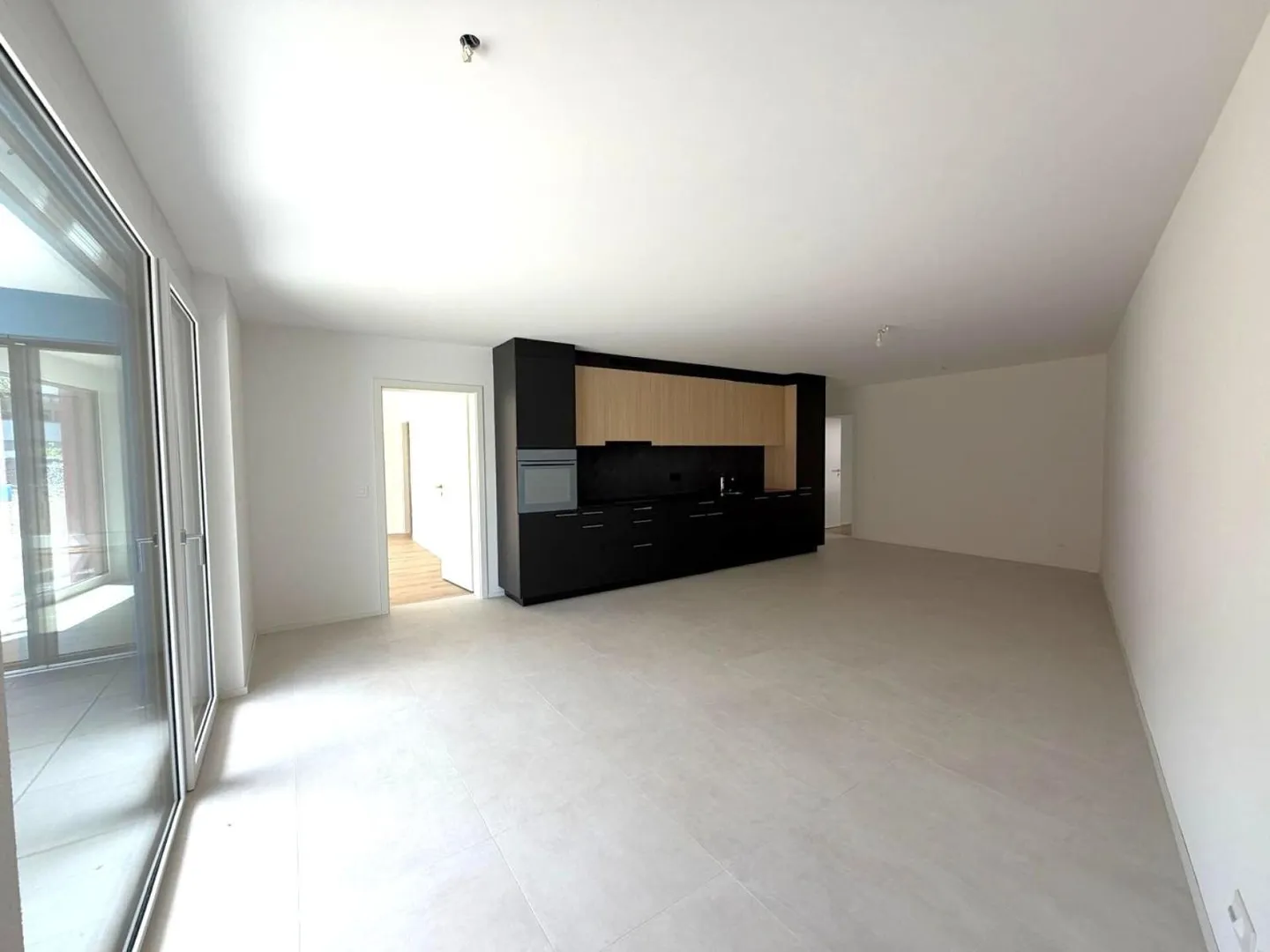 4.5 Room Apartment - Photo 2 of 12