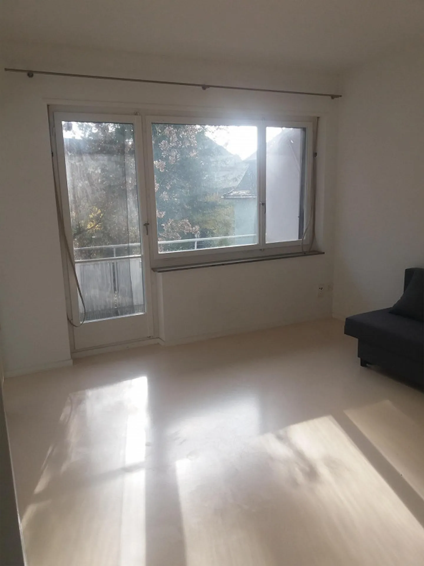 Charmante appartement 1.5 pièces avec balcon à Zurich-Milchbuck, limité jusqu'au 31.03.2026 - Photo 1 sur 11