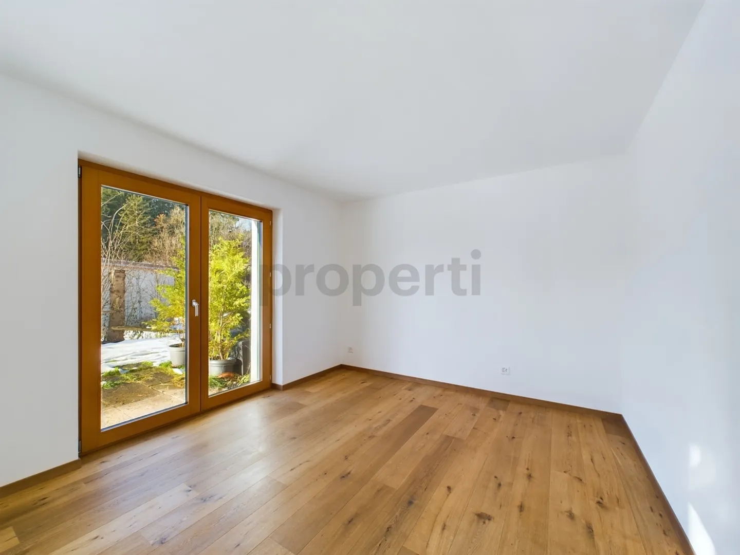 Moderne 2.5-Zimmer-Wohnung in ruhiger Lage mit vielseitigem Freizeitangebot - Foto 5 von 8