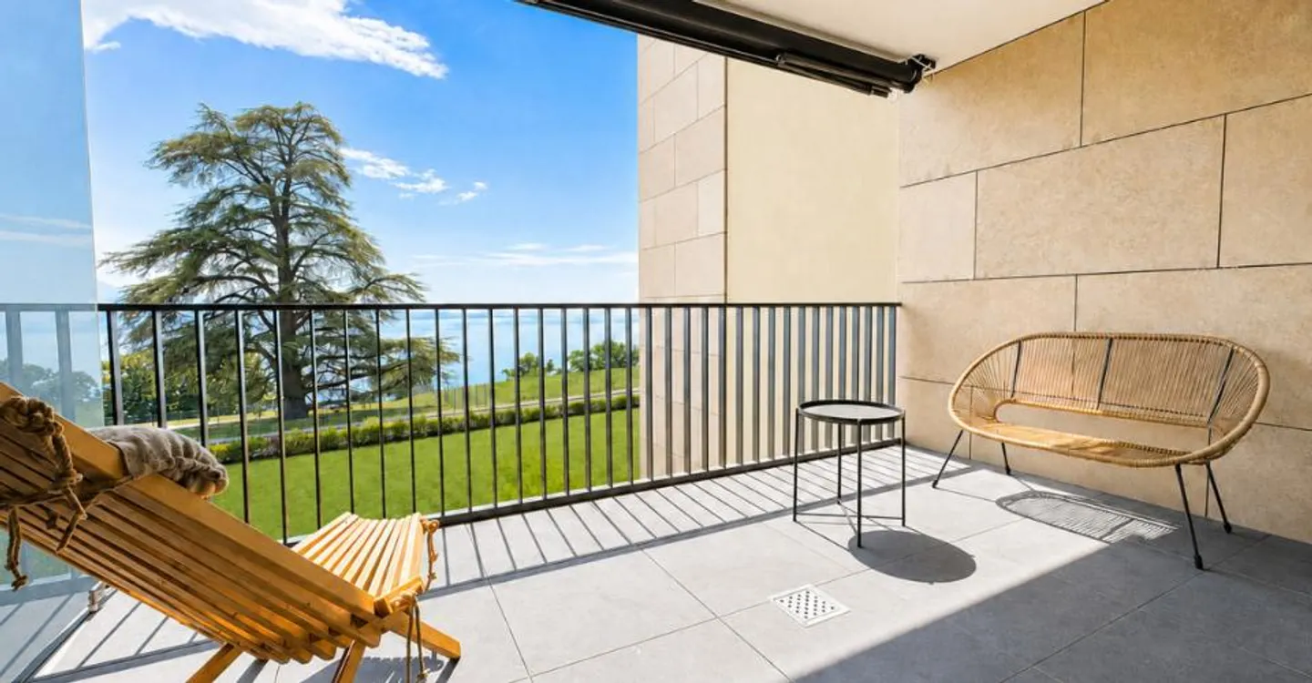 Appartamento di Lusso con Vista Lago - Foto 2 di 8